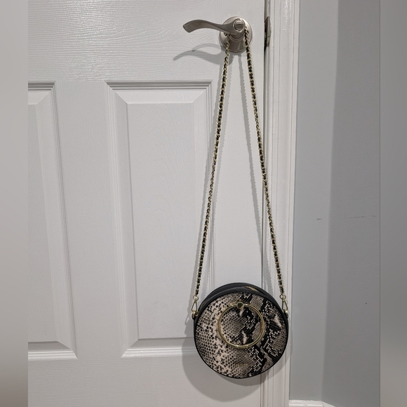 Ted Baker Debbs Black Exotic Stab Stitch Circle Crossbody Bag - Snake Print - Picture 1 of 12